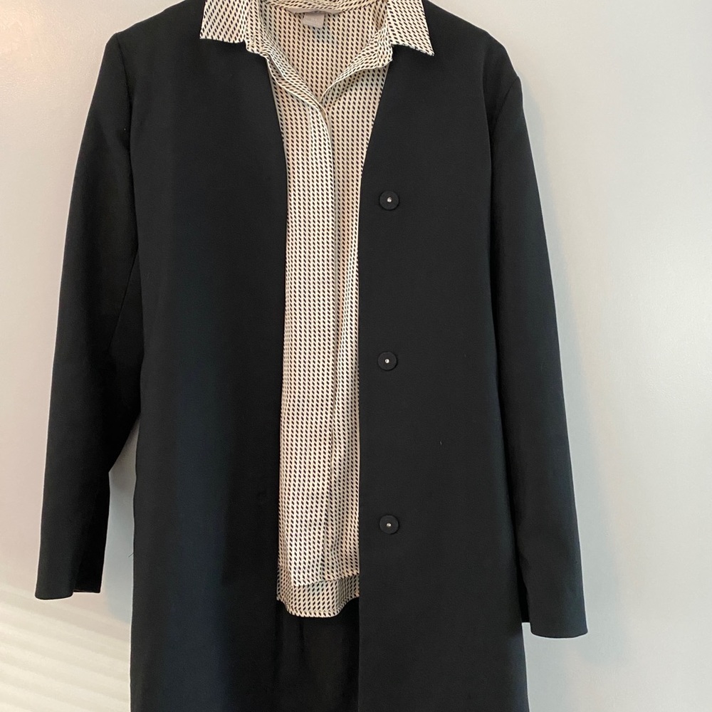 Jackets - Picture 4 of 9